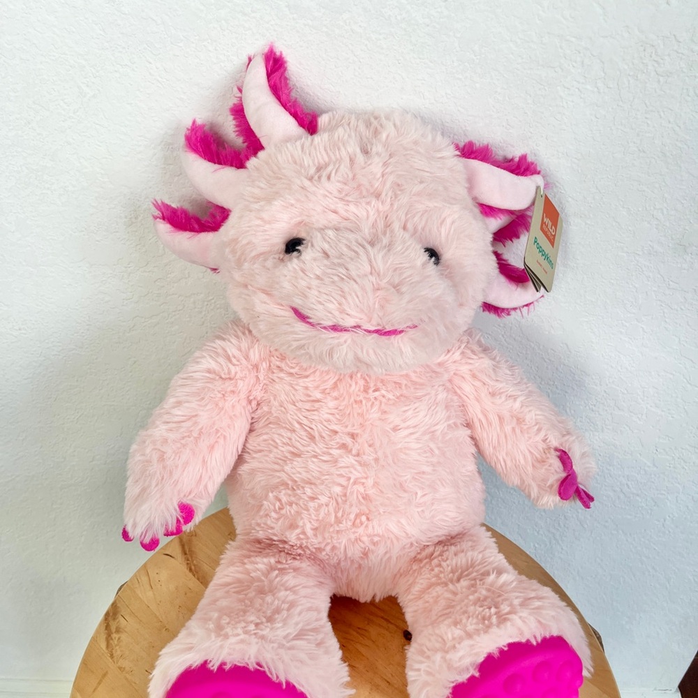 Axolotl Pink Stuffed Animal 22” Plush Toy Wild Republic 2024 NWT